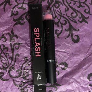 Younique Splash Liquid Lipstick